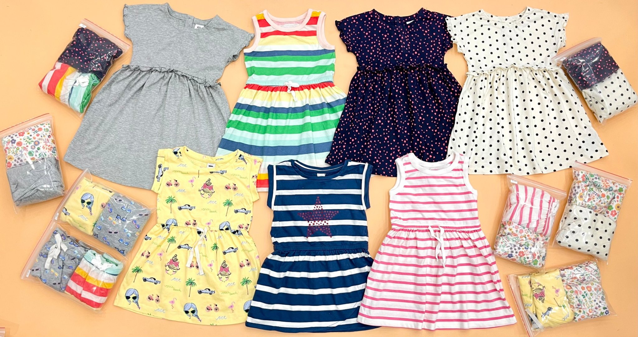 Set 2 đầm thun sát nách / tay ngắn in họa tiết toàn phần Baby Gap, size 6/12M - 5T. Cambodia xuất xịn1