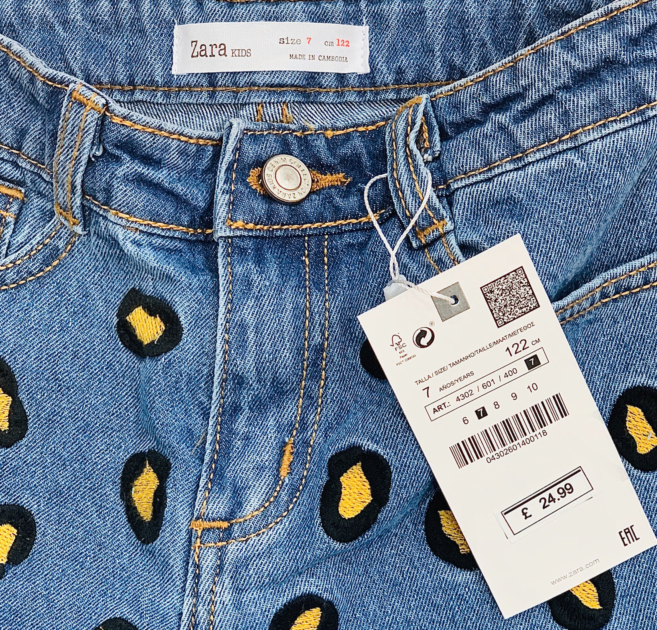 Quần jean thêu đắp nổi hoa + họa tiết beo size đại bé gái Zara , size 6T - 10T. Cambodia xuất xịn7