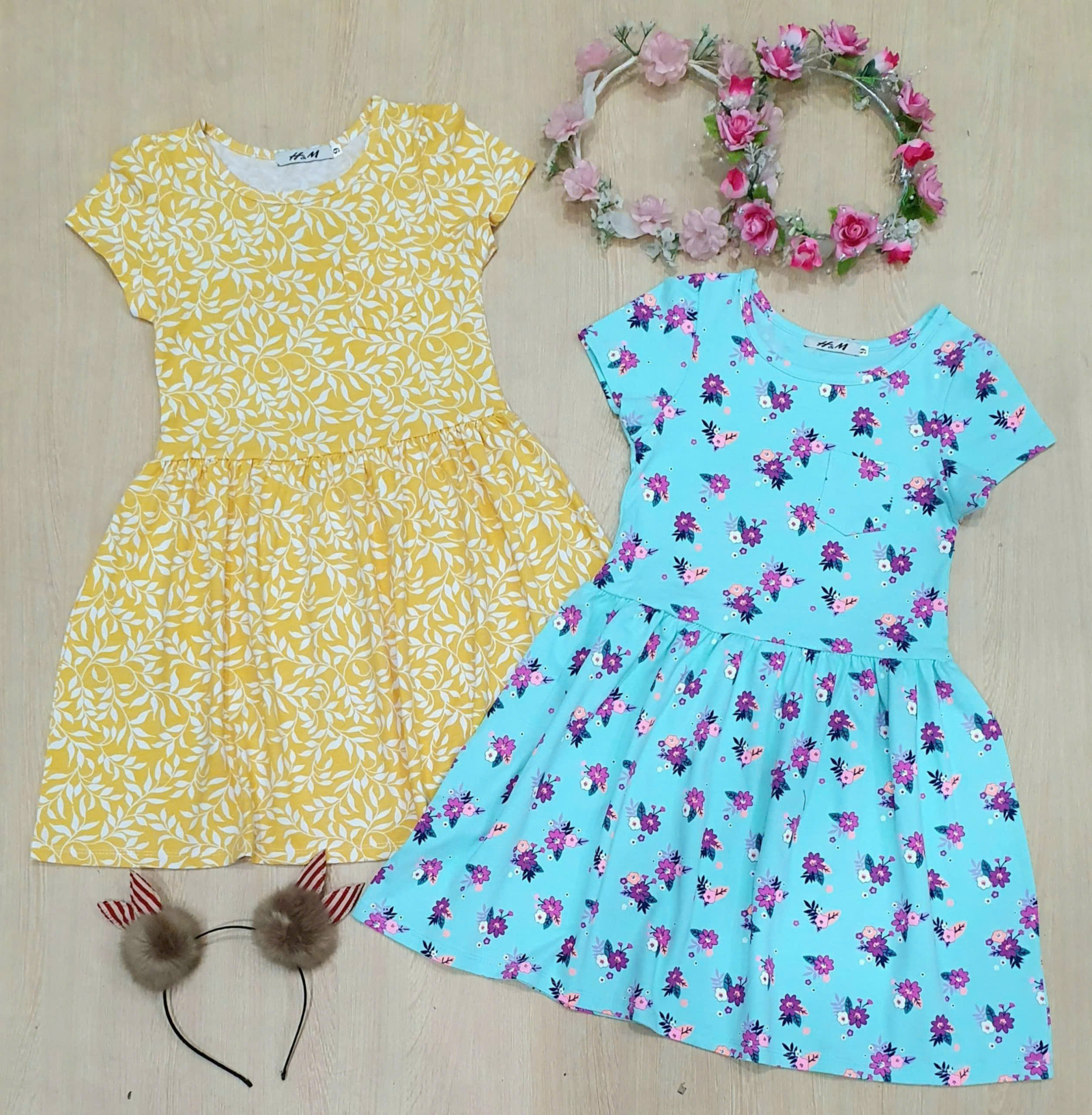 Set 2 Đầm H&M đại tay ngắn bé gái  * Size 9 -147