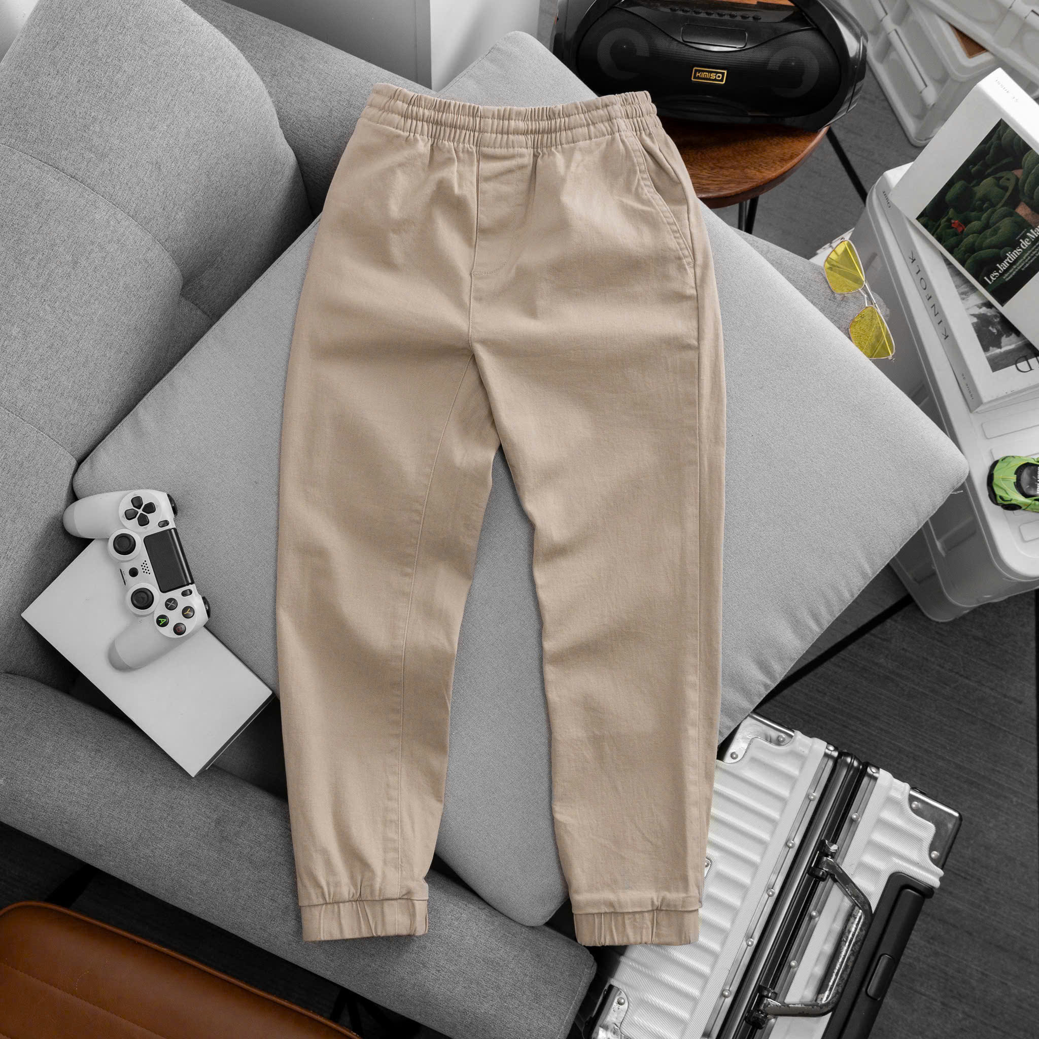 Quần jogger kaki bé trai size đại XS - XXL (18-56 kg). Chất vải kaki thun 95% cotton và 5% co giãn giúp bé thoải mái cả ngày.1
