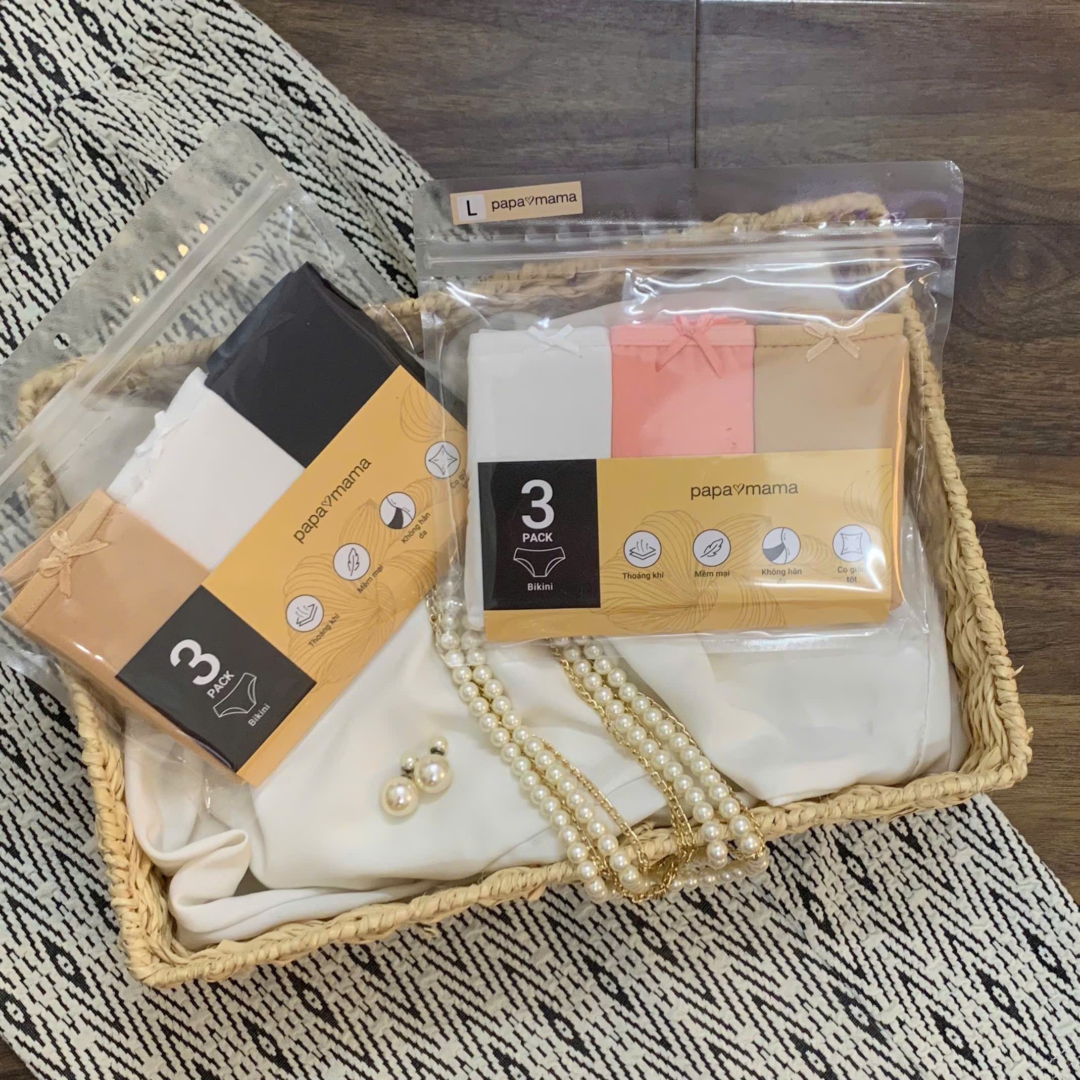 Set 3 quần lót cho nữ lưng vừa hiệu Papa Mama dòng size M-L-XL-XXL cho mẹ và các bé gái tuổi teen.18