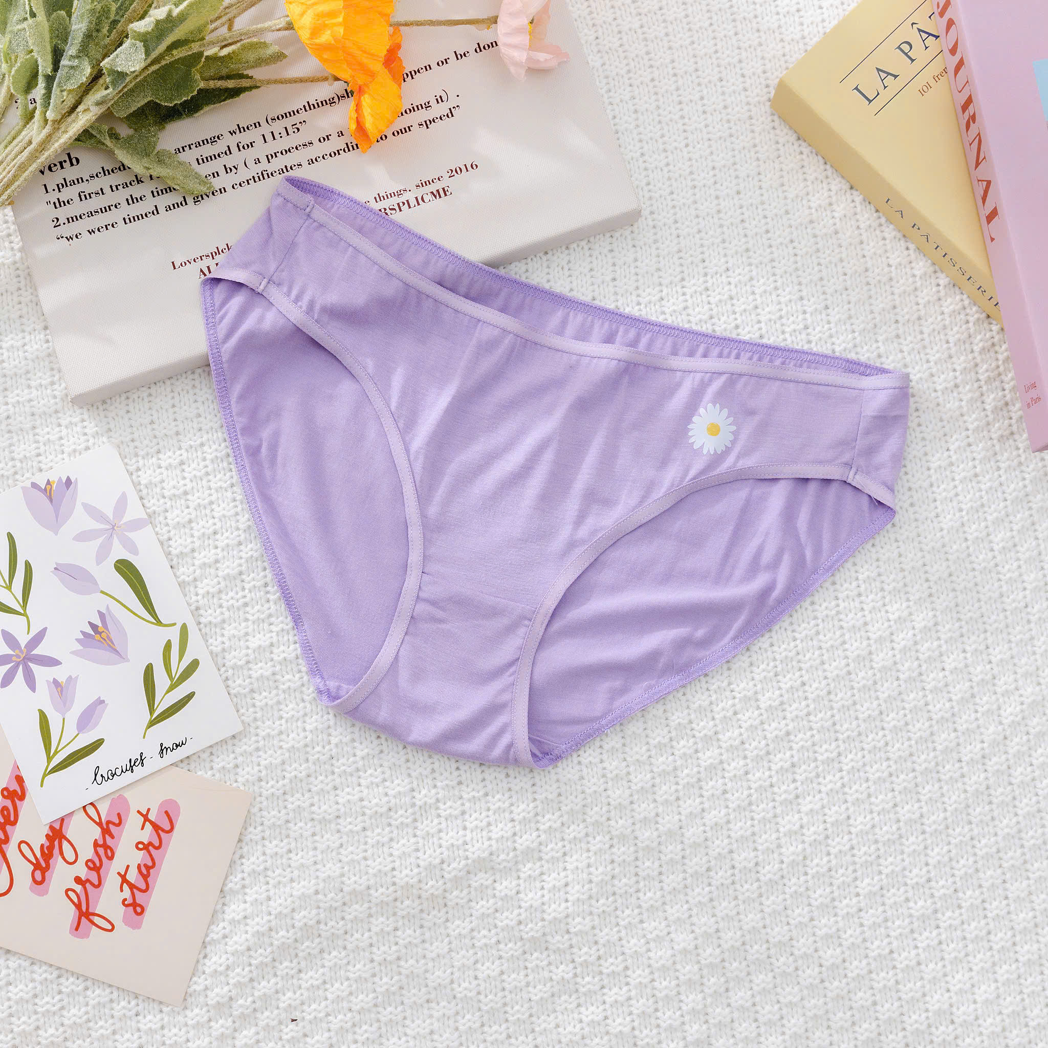 Set 3 quần lót cho nữ lưng vừa hiệu Papa Mama dòng size M-L-XL-XXL cho mẹ và các bé gái tuổi teen.7