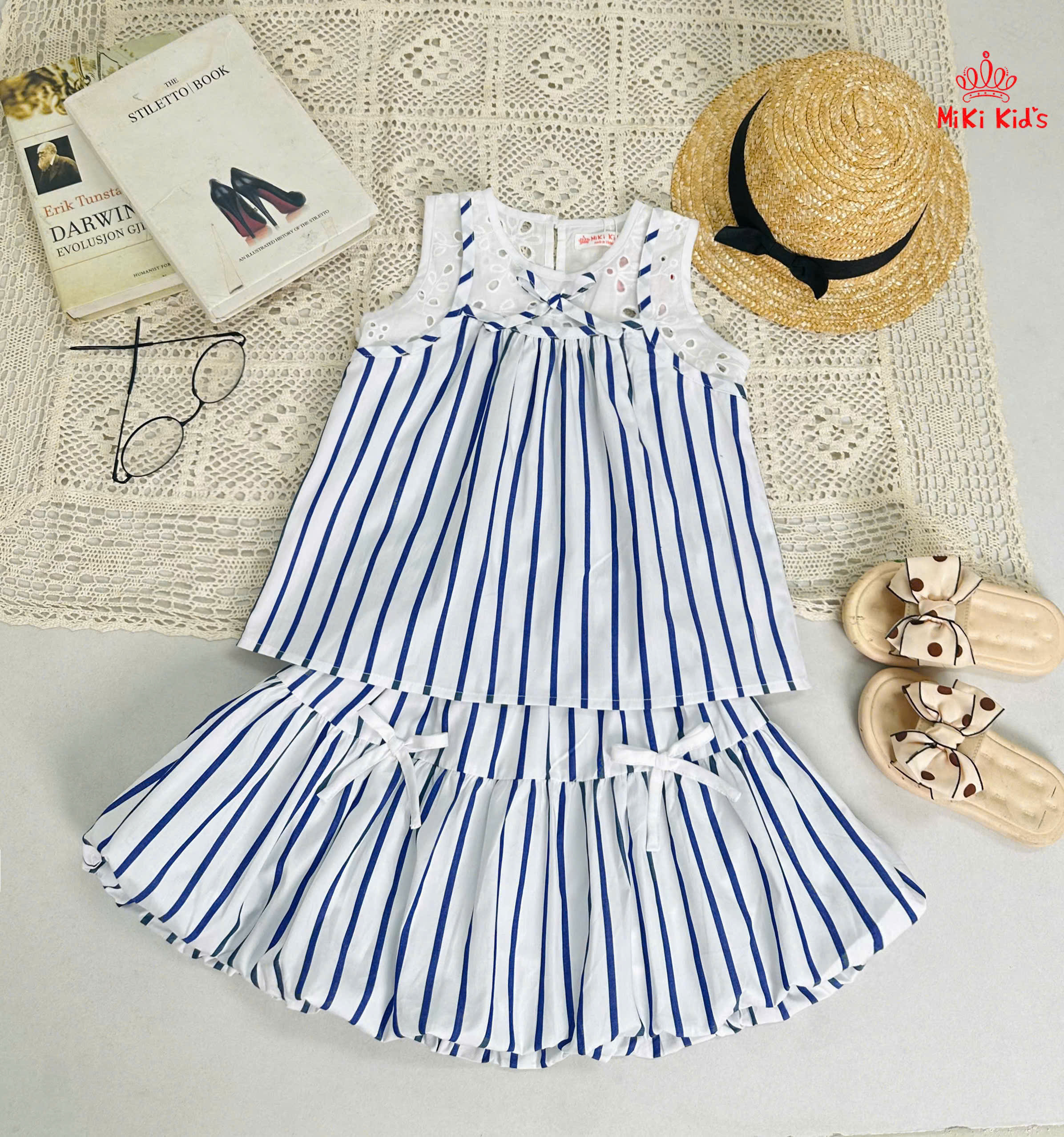 Set váy bí sọc phối áo xô thêu xinh yêu vô cùng - xịn sò nhất luôn2