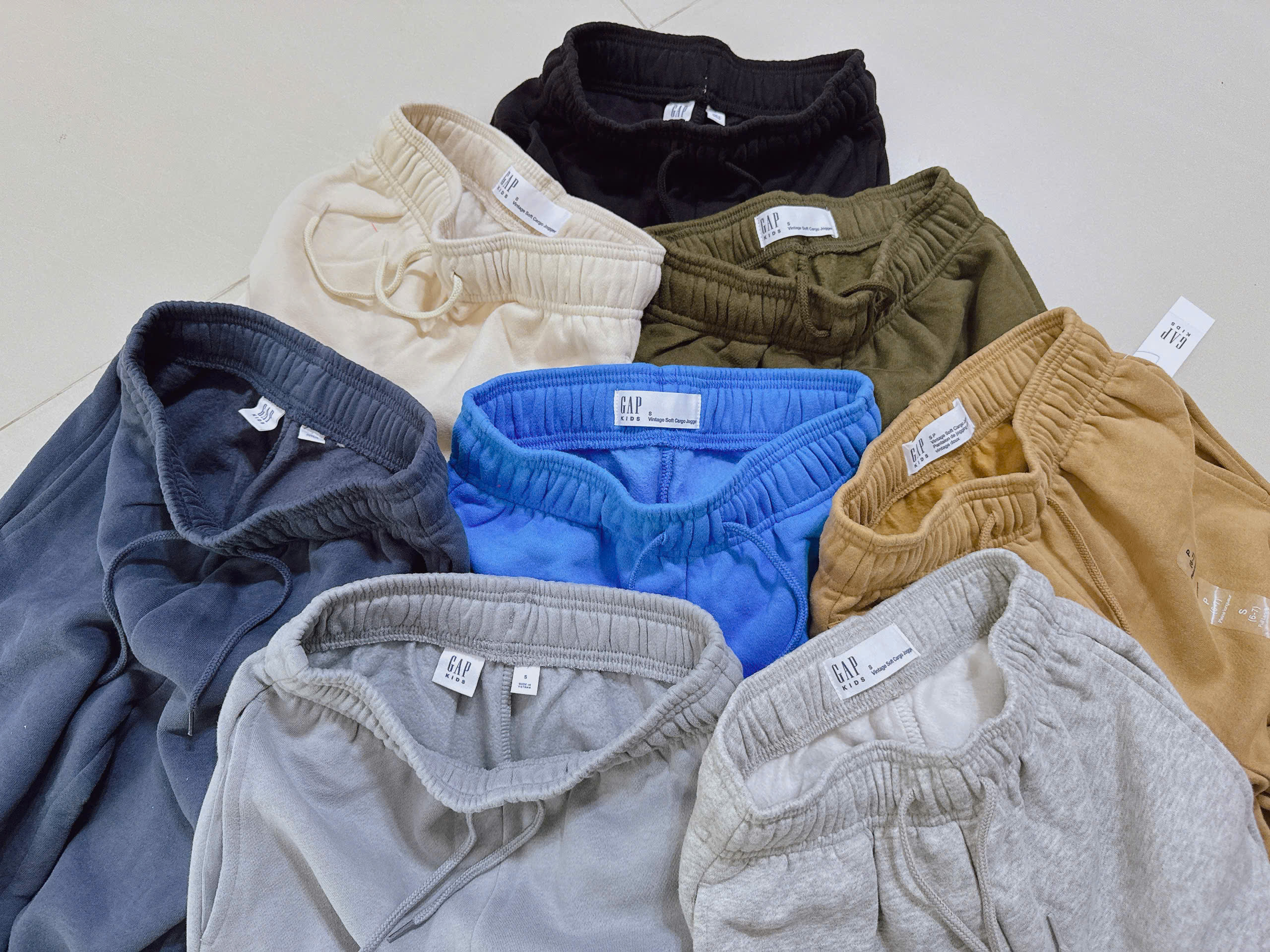 Set 2 Quần jogger Bé Trai Gap Kids túi hộp siêu đẹp Việt Nam xuất dư xịn + Lô bao gồm 9 màu date mới Hãng đang onweb • size  XS - 2XL3